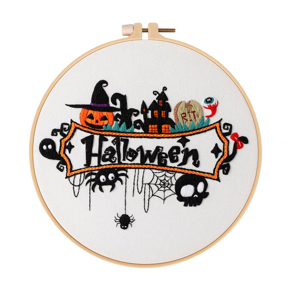Poppy Crafts Embroidery Kit #29 - Halloween Collection - Halloween*
