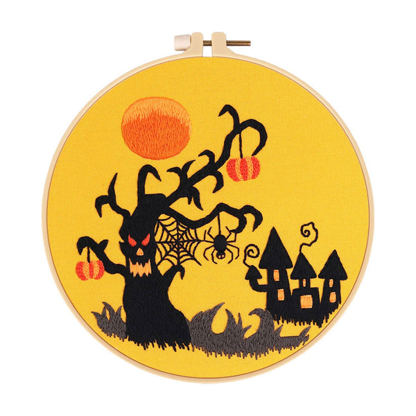 Poppy Crafts Embroidery Kit #32 - Halloween Collection - Scary Scene*