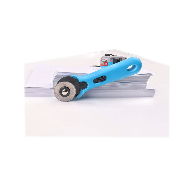 Universal Crafts 45mm Rotary Cutter - Blue*