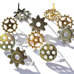 Eyelet Outlet Shape Brads 12 pack - Gears