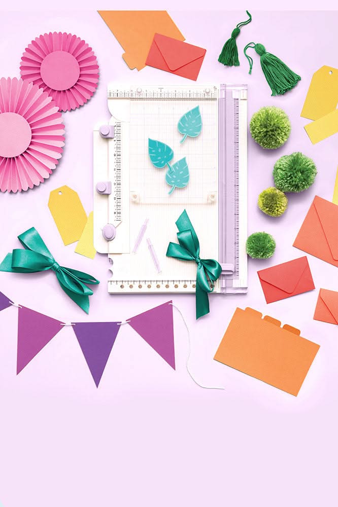 We R Memory Keepers The Works All-In-One Tool - Lilac – CraftOnline