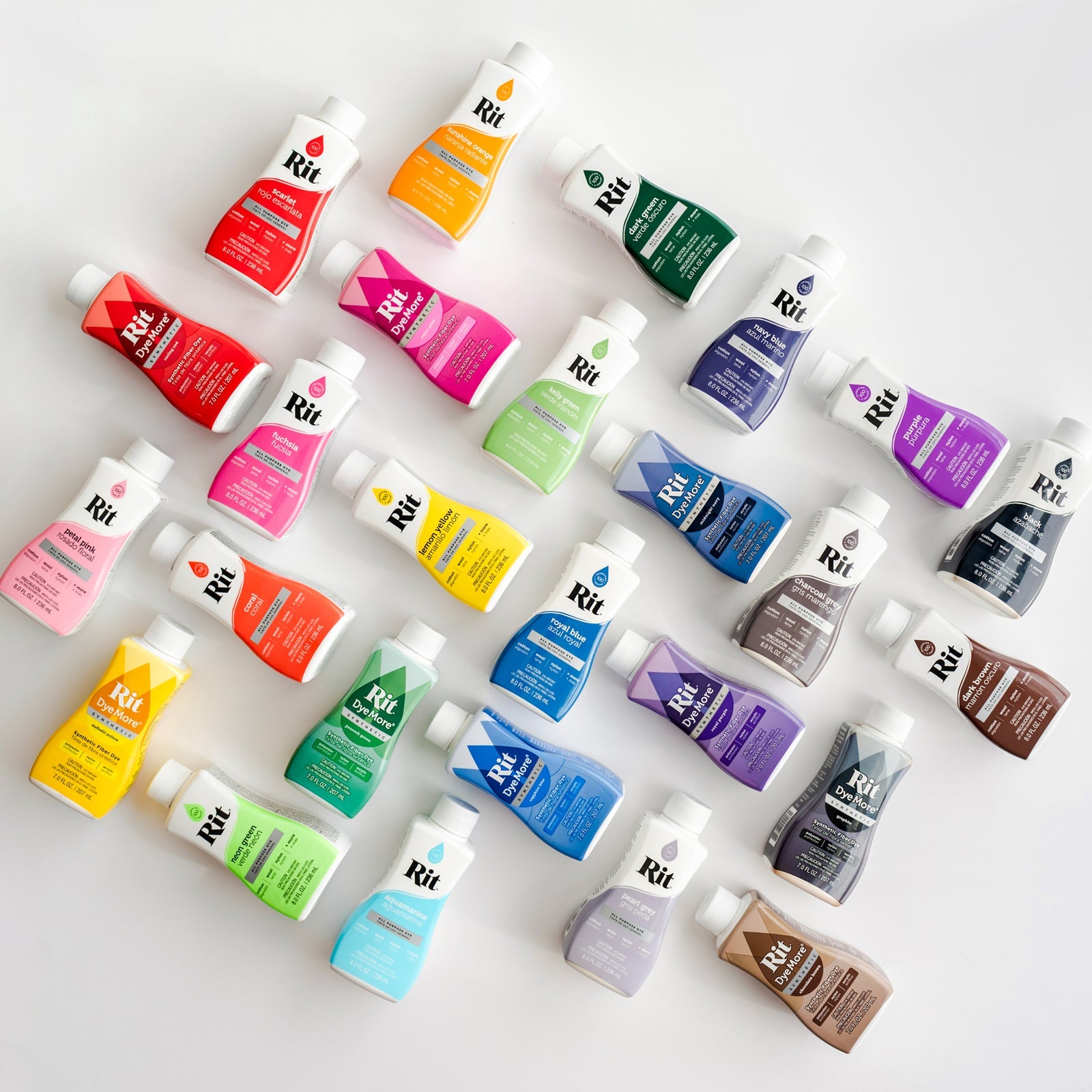 The image indicates a liquid dye product commonly used for fabric, clothing, and craft projects.