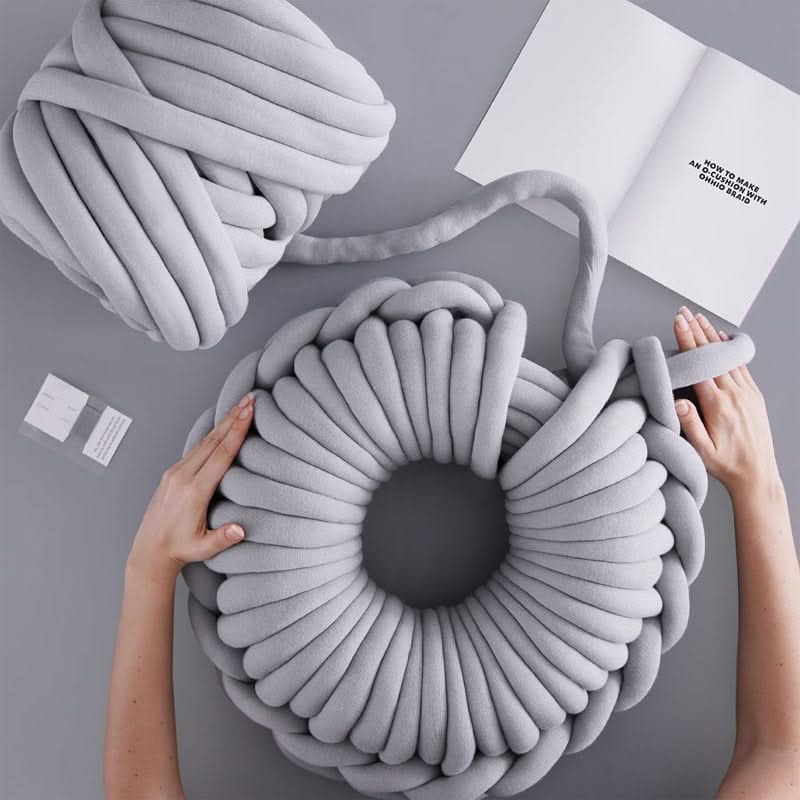 Poppy Crafts Super Chunky Hand Knitting Yarn 500g - Soft Grey*