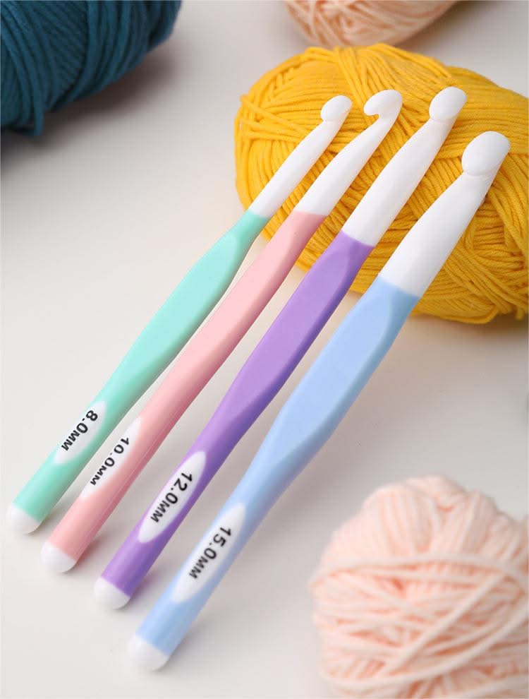 Universal Crafts Large Crochet Hook Set