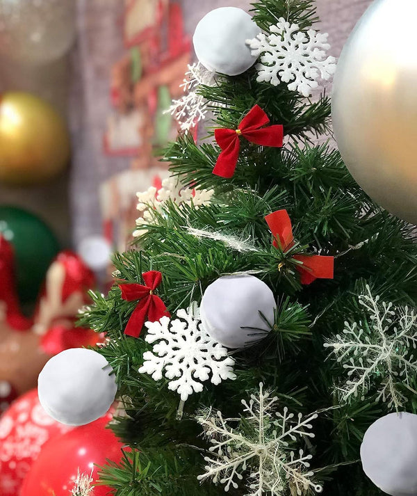 Poppy Crafts Fluffy Cotton Snowballs 50 Pack*