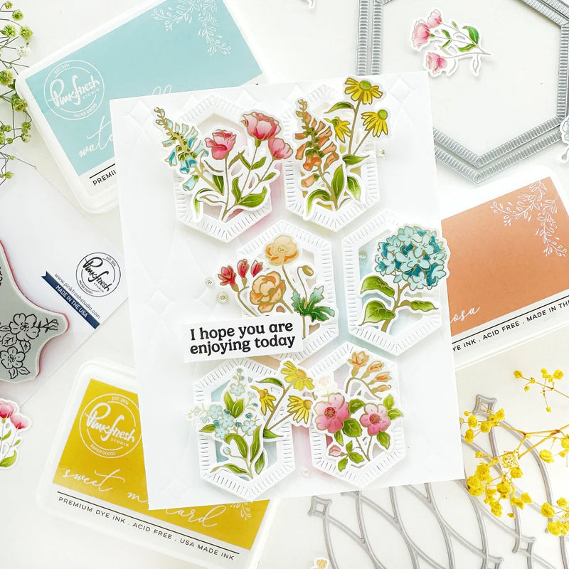 Pinkfresh Studio Die Set Beautiful Botanicals