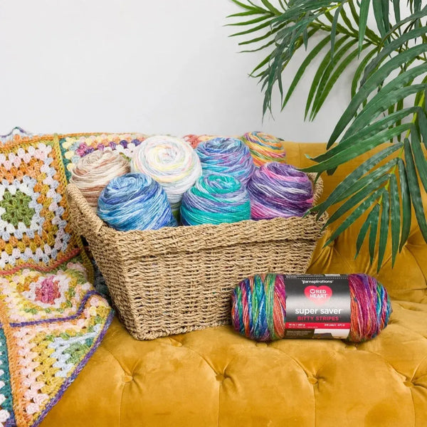 Red Heart Super Saver Bitty Stripes - Newsprint