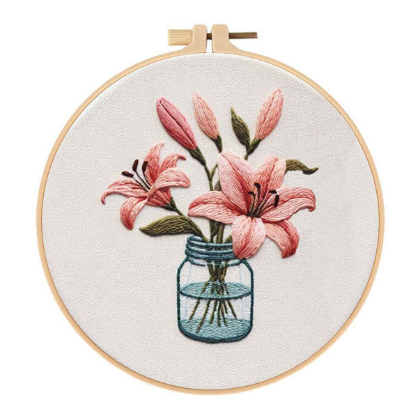Poppy Crafts Embroidery Kit