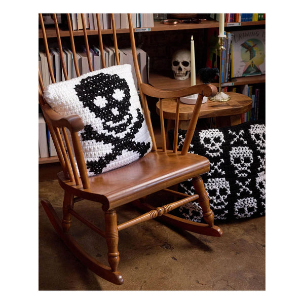 Premier Yarns Free Downloadable Pattern - Basix Super Bulky- To Be or Not to Be Pillow Set