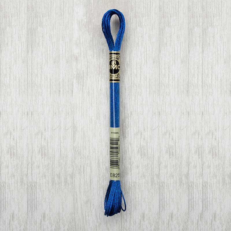 DMC Stranded Metallic 8m - 825*