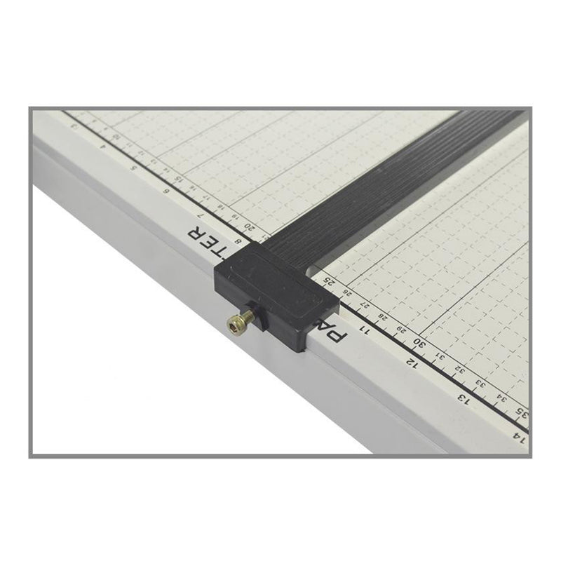 Universal Crafts Professional Guillotine Trimmer 12" - A4