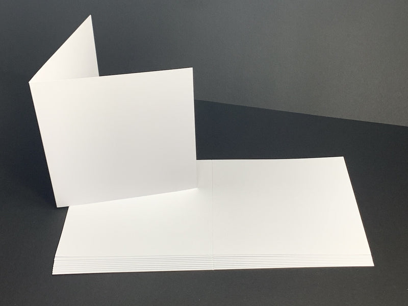 Poppy Crafts 300GSM 135X135MM Card blank - White - Pack of 25