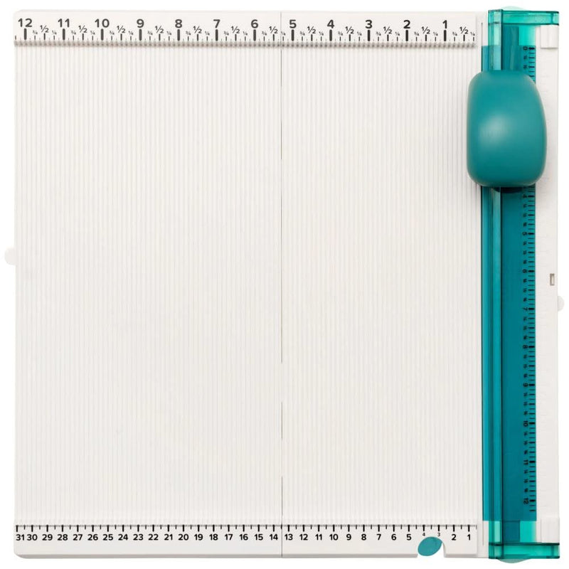 We R Memory Keepers Comfort Craft - Trim & Score Board 12"*