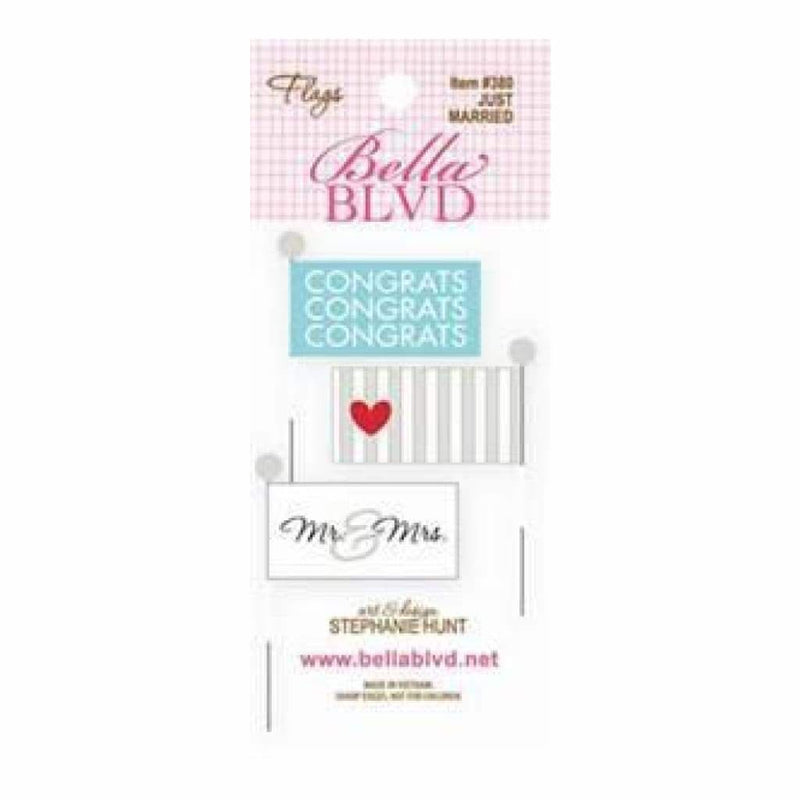 Bella Blvd - Flags - Just Married