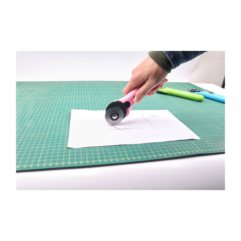 Universal Crafts 45mm Rotary Cutter - Pink*