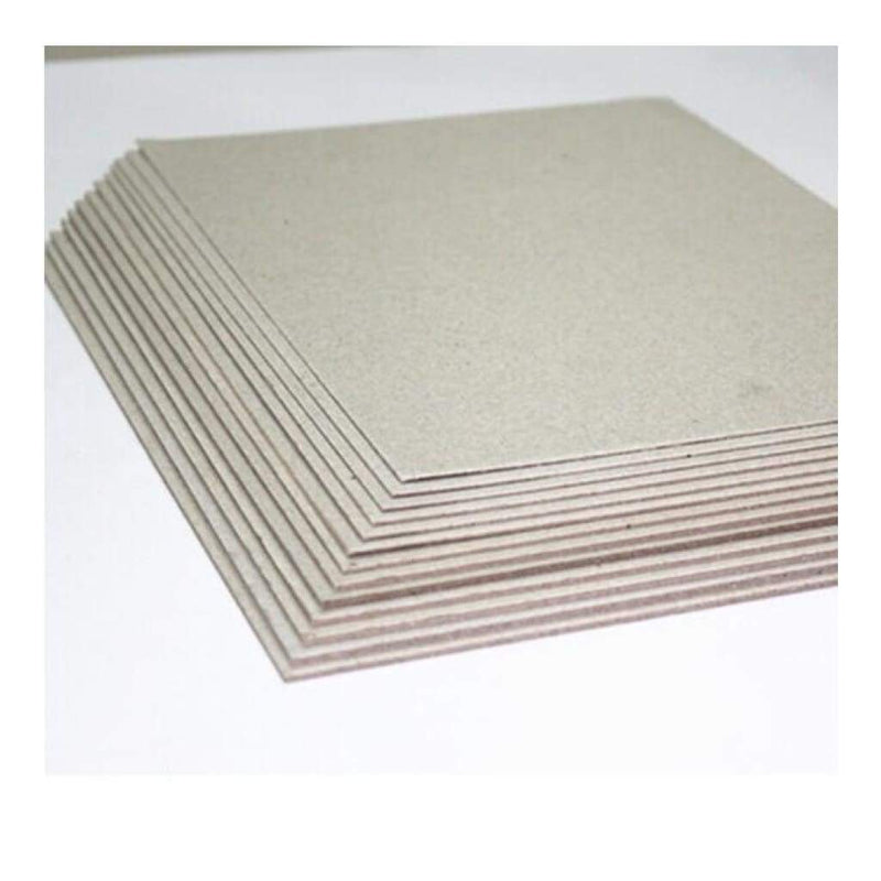 Universal Crafts - Chipboard 12x12 inch - 10 sheets - 1.2mm thick